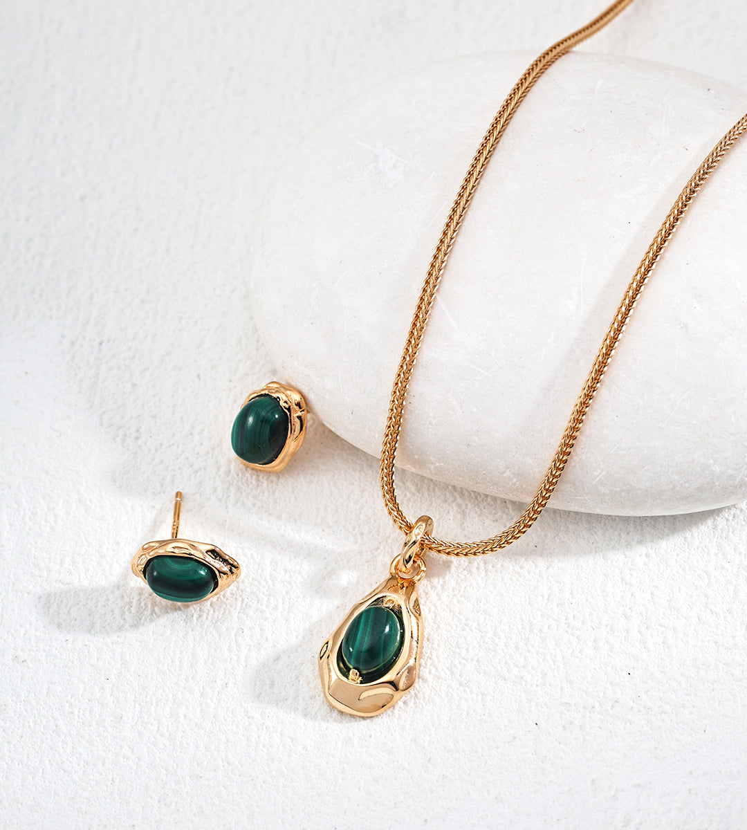 Gentlewaveco Natural Tiger Eye Malachite Necklace D0602