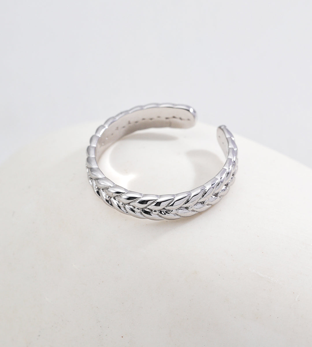 Gentlewaveco Minimalist Comfort Fit Band Ring J0273