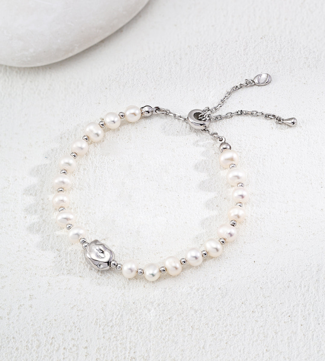 Gentlewaveco Minimalist Natural Pearl Adjustable Bracelet SL0166