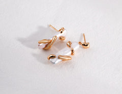 GentleWaveCo Silver Baroque Pearl Earrings E0896